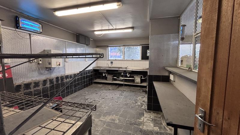 To Let Commercial Property for Rent in Killarney Gardens Western Cape